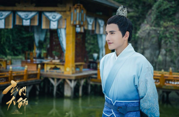 赵越主演《玄门大师》热播 热血少年英勇闯阵